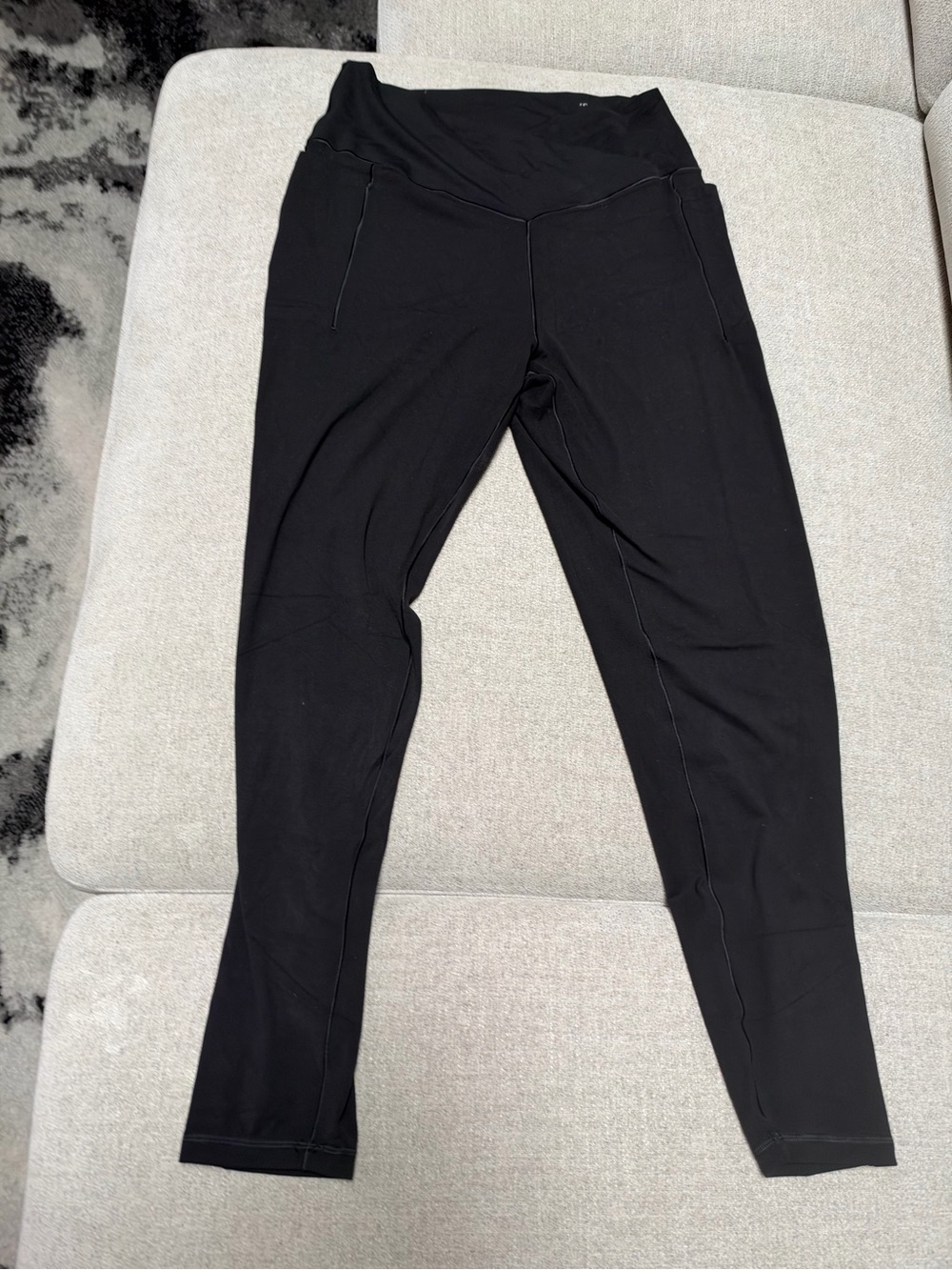 Offline by Aerie Real Me Xtra crossover high waist pocket legging